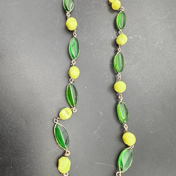 Vintage made in W Germany MCM Elegant Green and Yellow Beaded Necklace - Picture 10 of 10